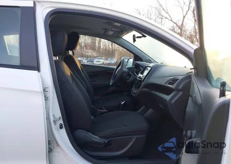 2021 Chevrolet Spark Fwd Ls Automatic z USA, uszkodzony, nr VIN KL8CB6SA4MC737375